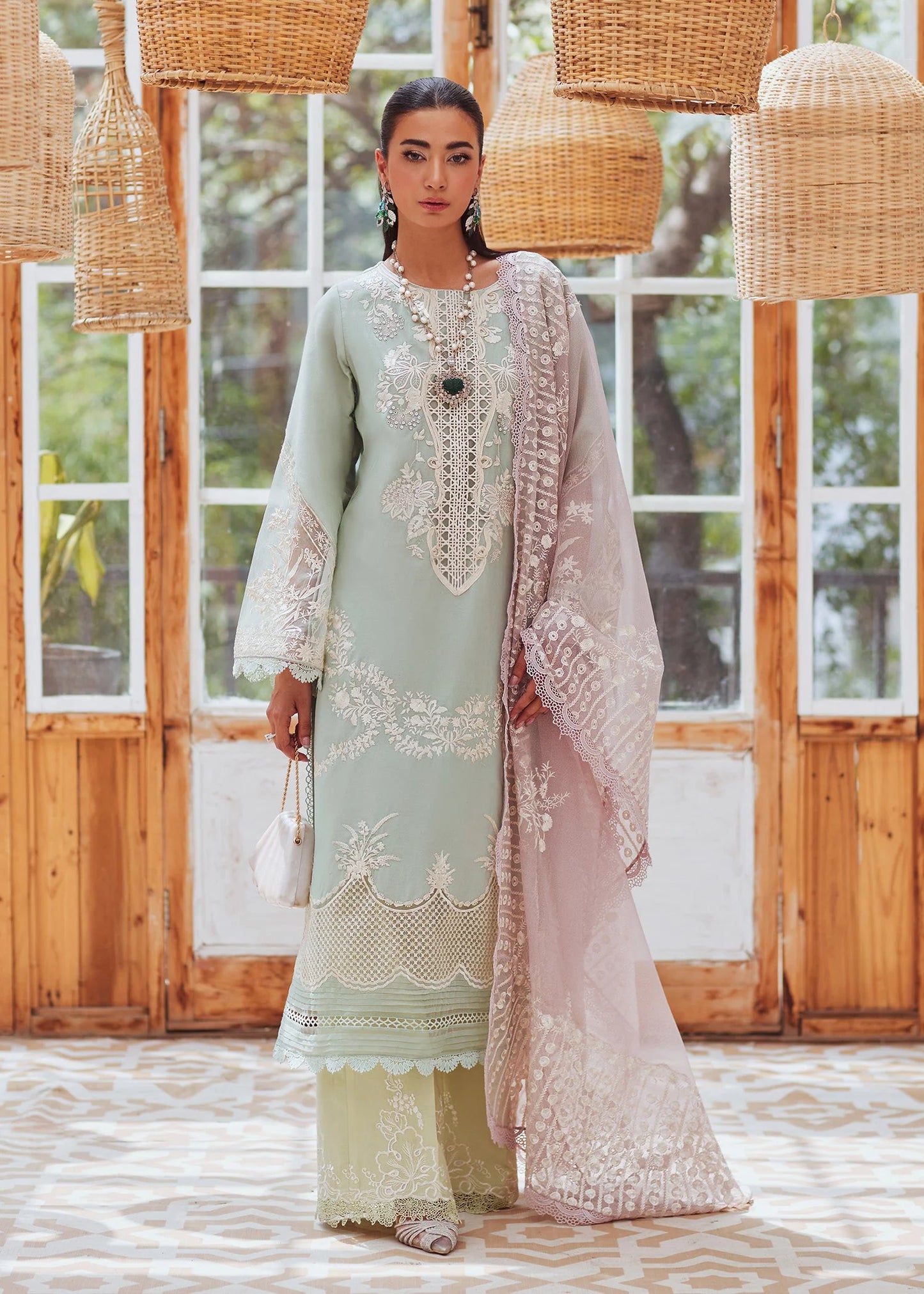 Crimson- Lawn Embrioded -3 PC