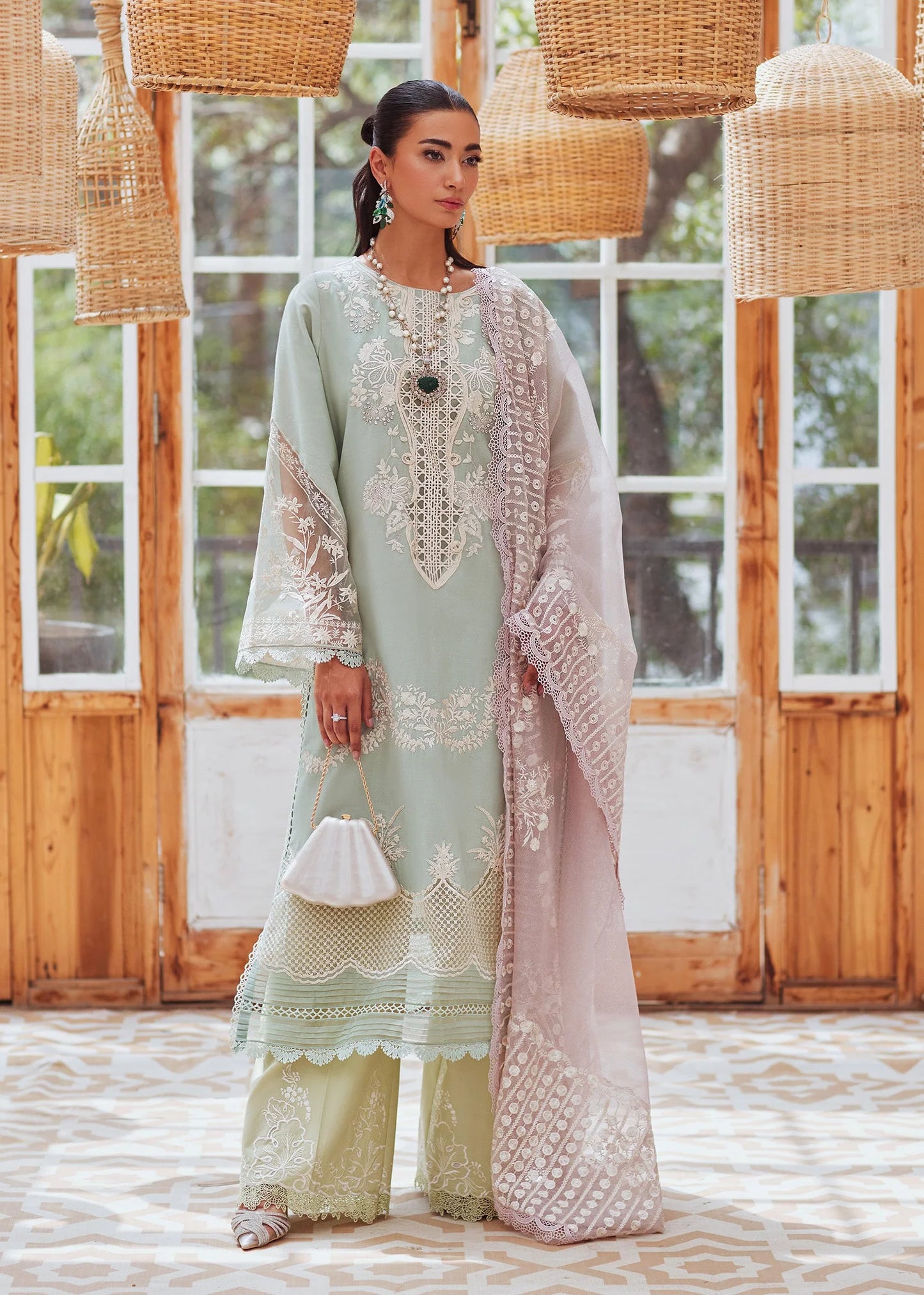 Crimson- Lawn Embrioded -3 PC