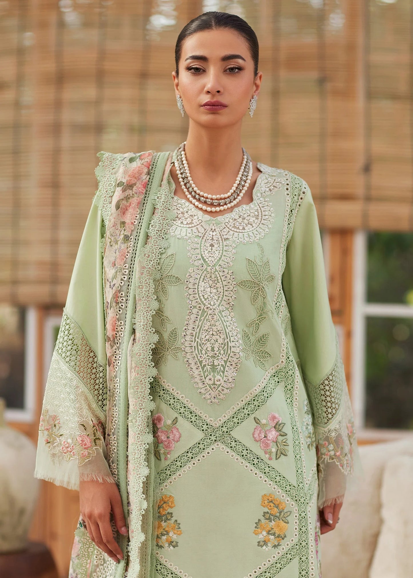 Crimson - Lawn Embroiderd- 3 PC