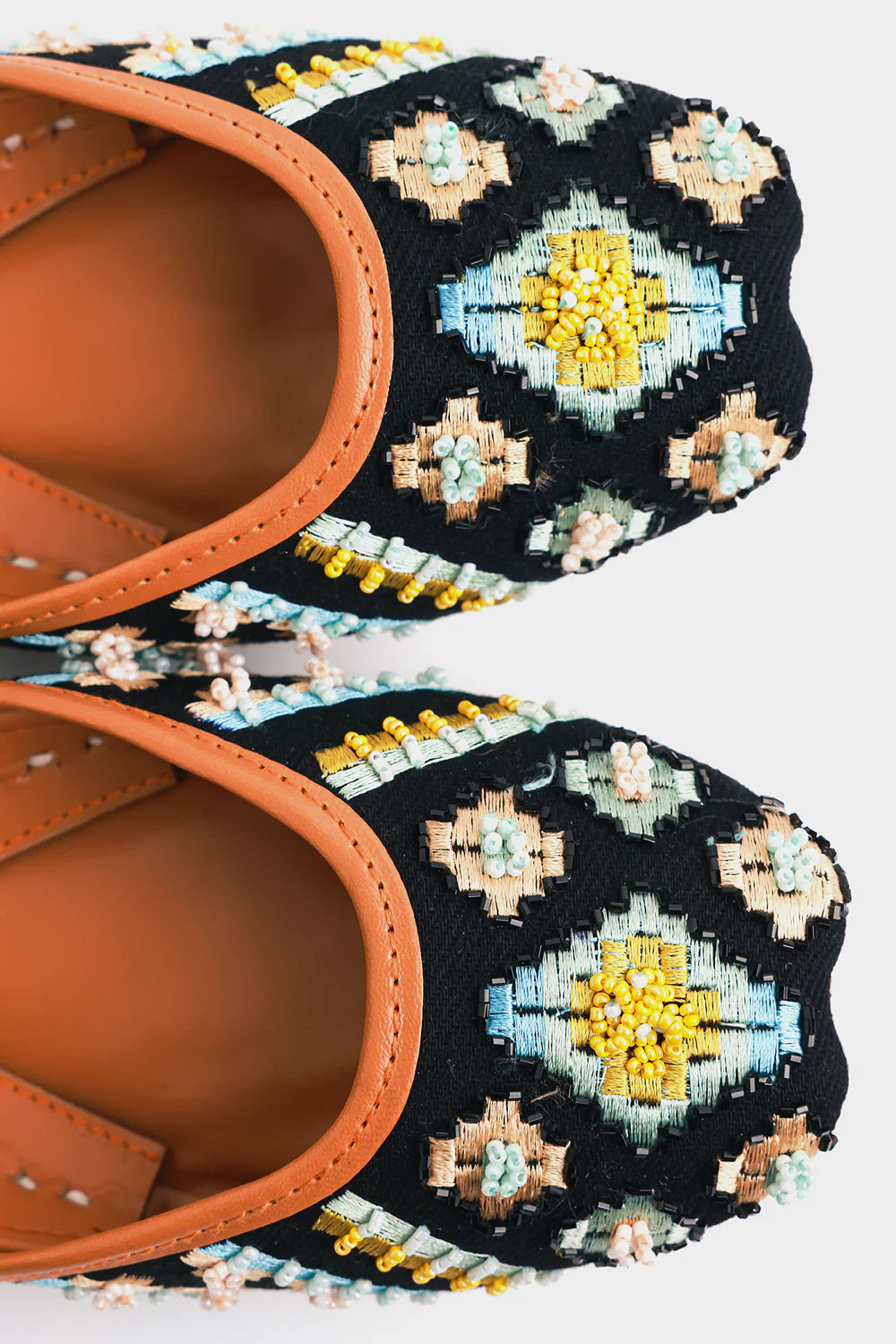Embroidered Khussa
