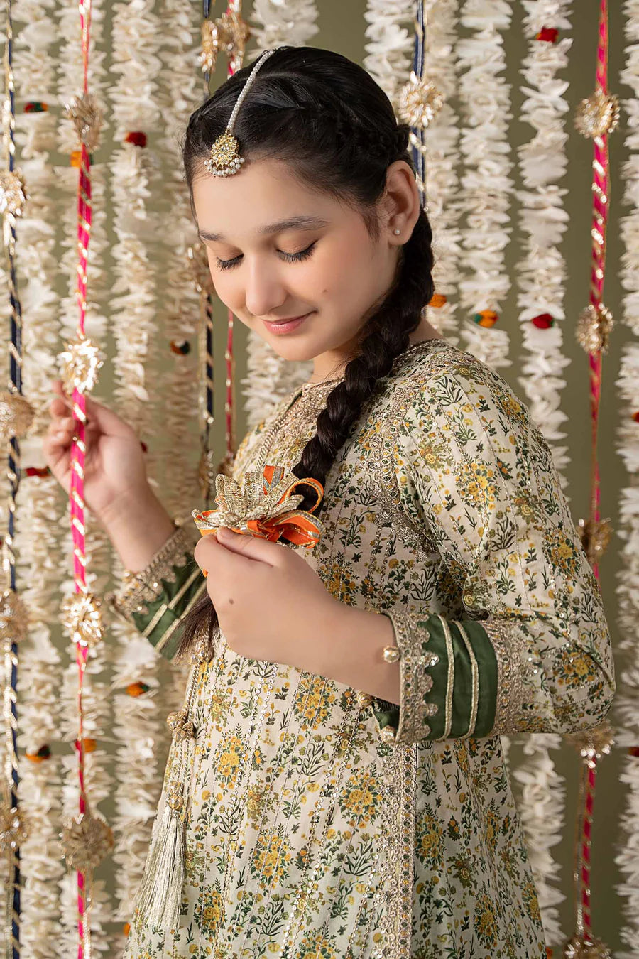 ZH021 3 Piece Embroidered Lawn Suit