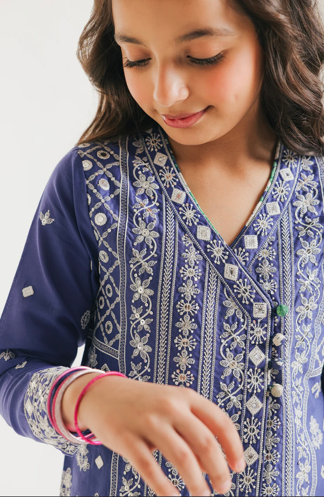 ZH039 EMBROIDERED SUIT -3Pc 3-4 years