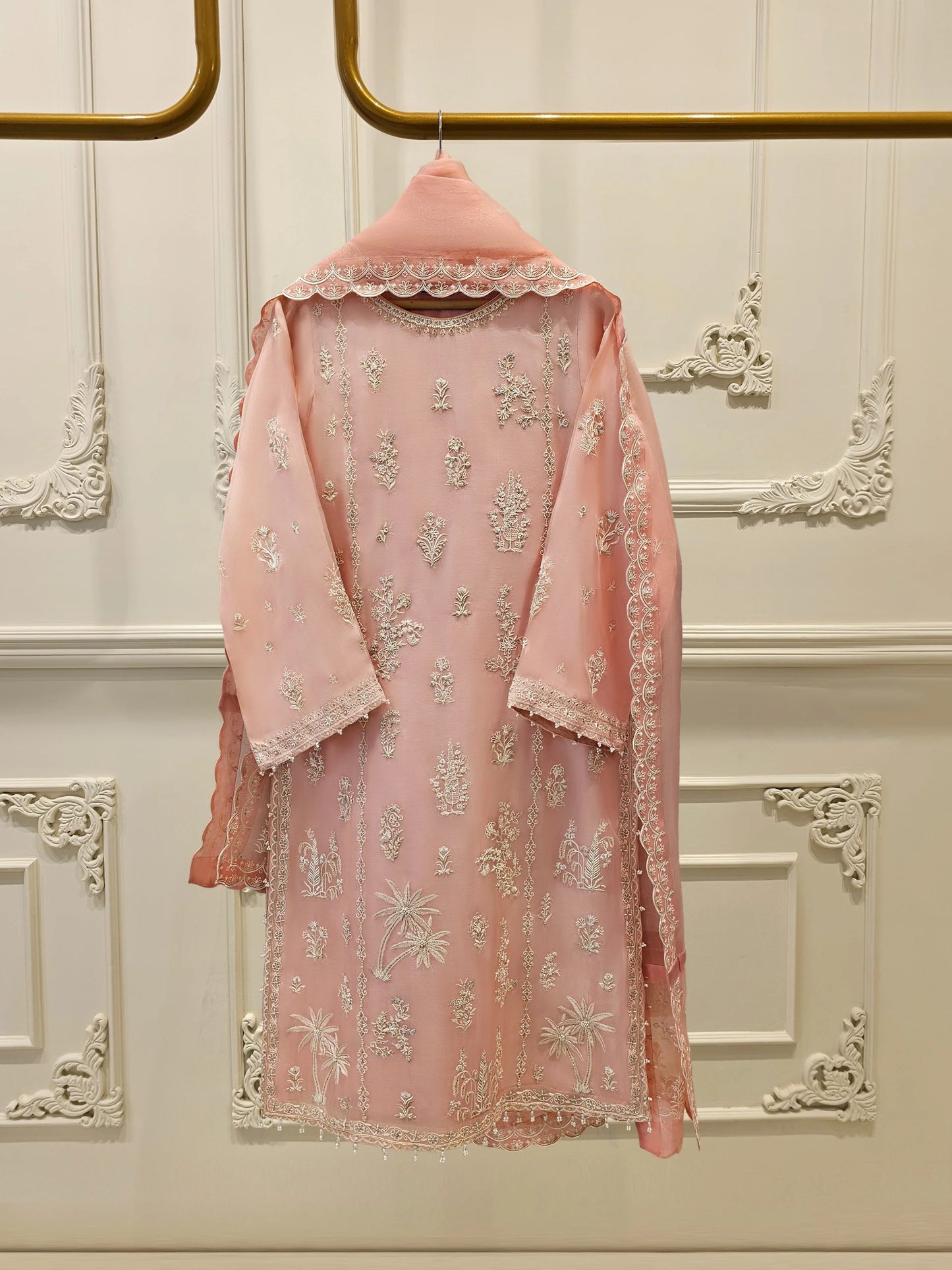 Agha Noor- Pure Organza Embroidered Suit-3PC