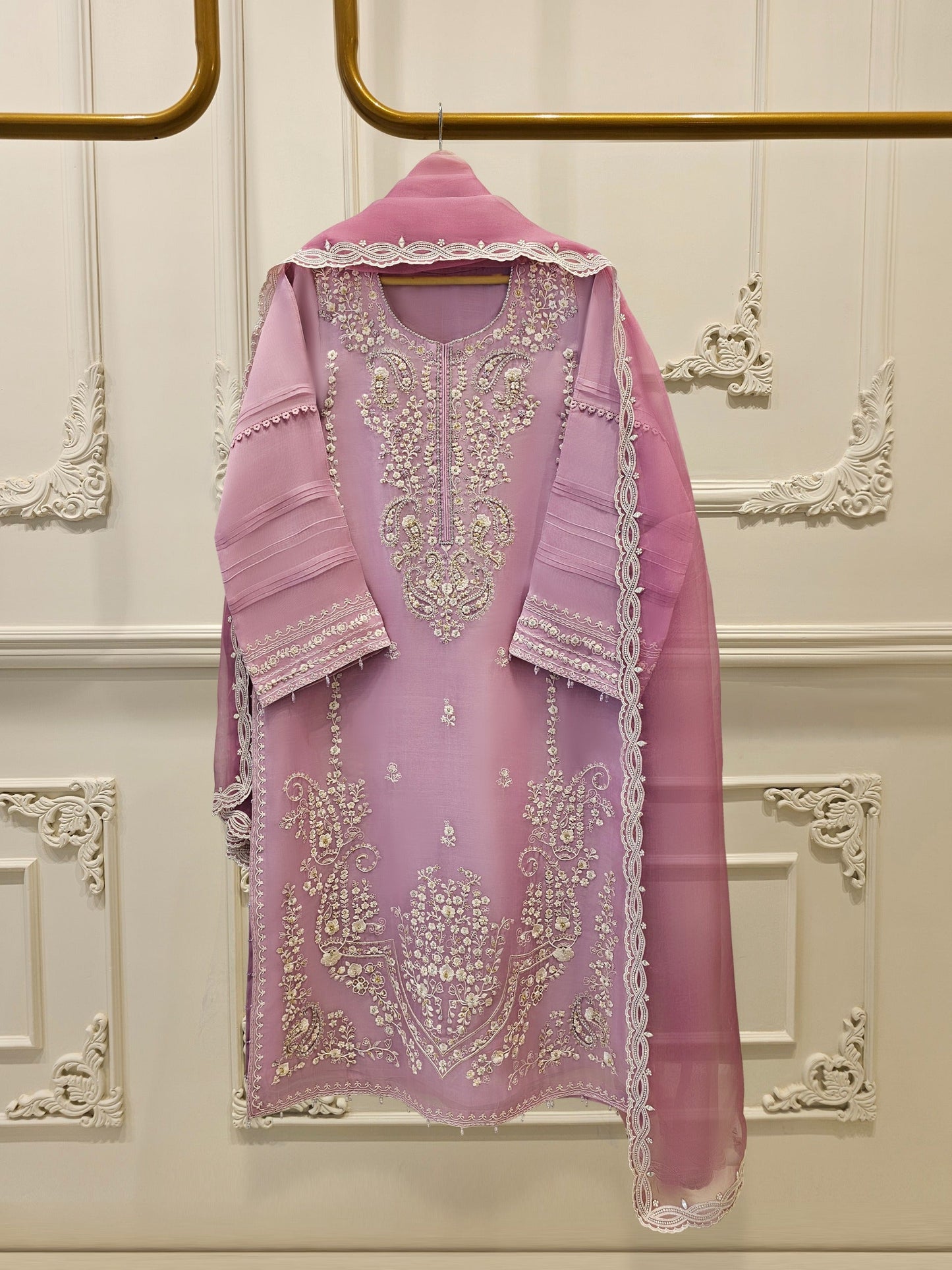 Agha Noor - Pure Organza Embroidered Suit -3PC
